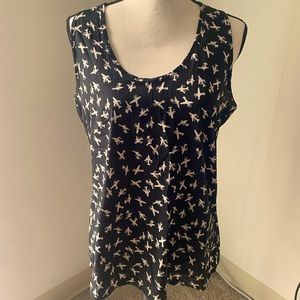 Banana Republic top size medium